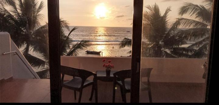 Coral Reef Guest Hotel Beruwala Bagian luar foto